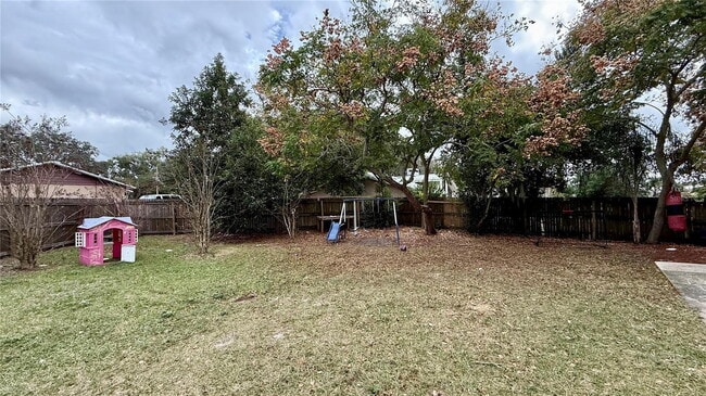 Building Photo - 206 Century Blvd