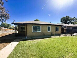 Building Photo - 3 Bed 1 Bath Ranch in North Park Hill! (Available Immediately)