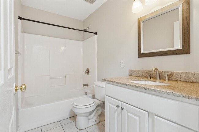 Building Photo - 3B/4B Townhome in Phoenixville!