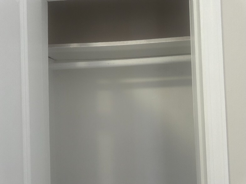 Building Photo - 332 61st St