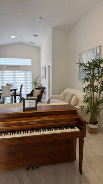 Building Photo - 14758 SW 39th Terrace