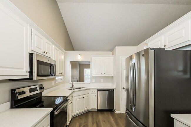 Building Photo - 11752 Spring Lake Way