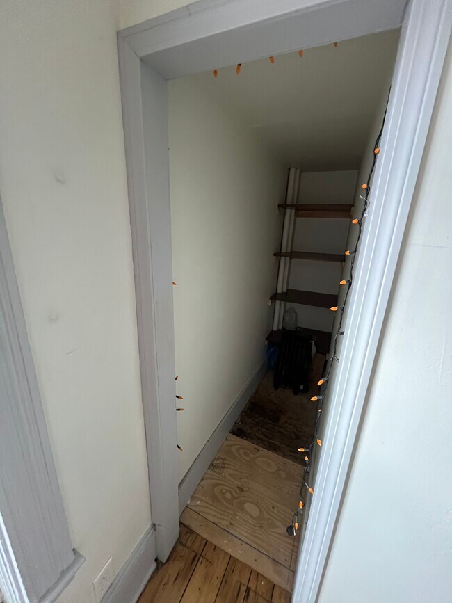 Building Photo - 41 Greenwich St