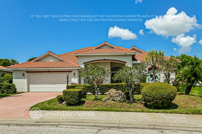 Building Photo - 7214 39th Ln E