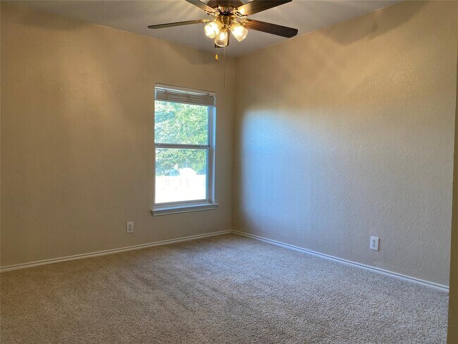 Building Photo - 1360 Copper Path Dr
