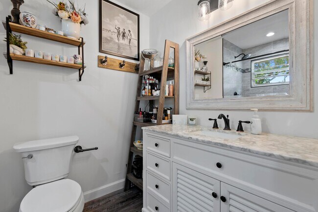 Building Photo - 7826 Sienna Springs Dr