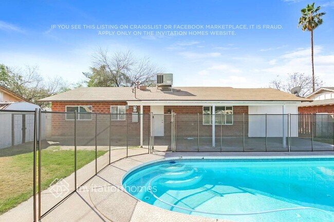 Building Photo - 4214 W Stella Ln