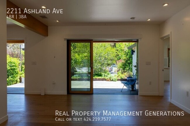 Building Photo - 2211 Ashland Ave
