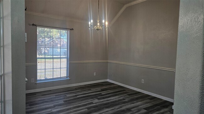 Building Photo - 12114 Dover Mdw