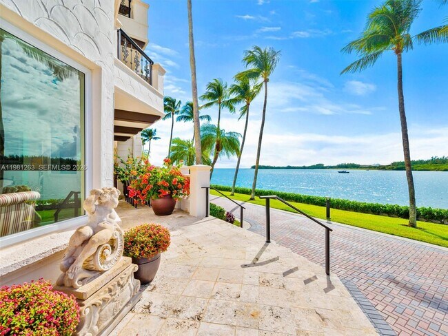 Building Photo - 2416 Fisher Island Dr