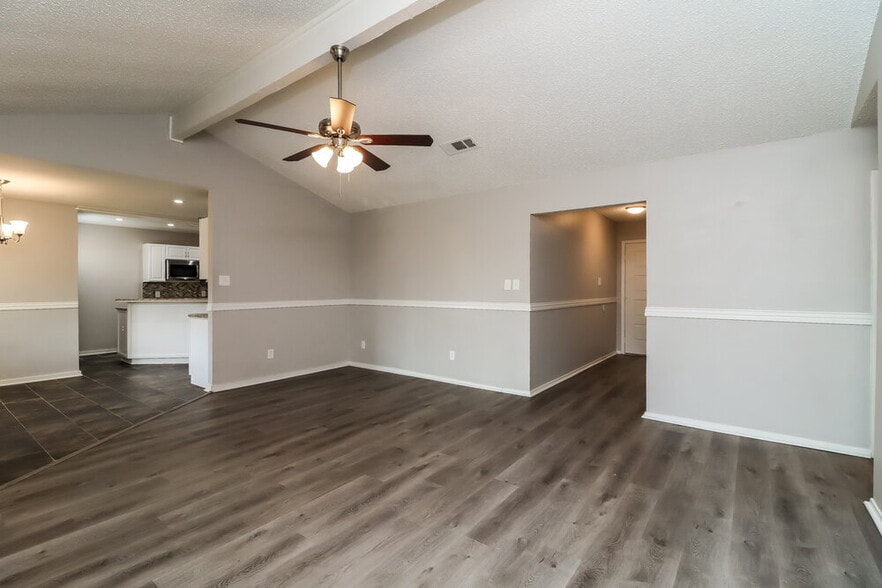 Building Photo - 508 Berkshire Ct