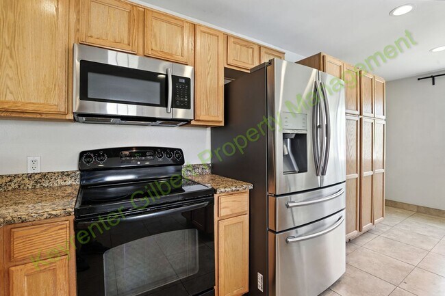 Building Photo - Charming Ranch-Style Home on a Corner Lot ...