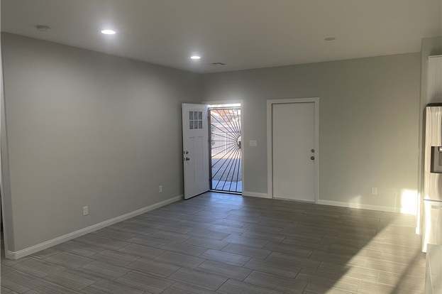 Building Photo - 4966 Andover Dr