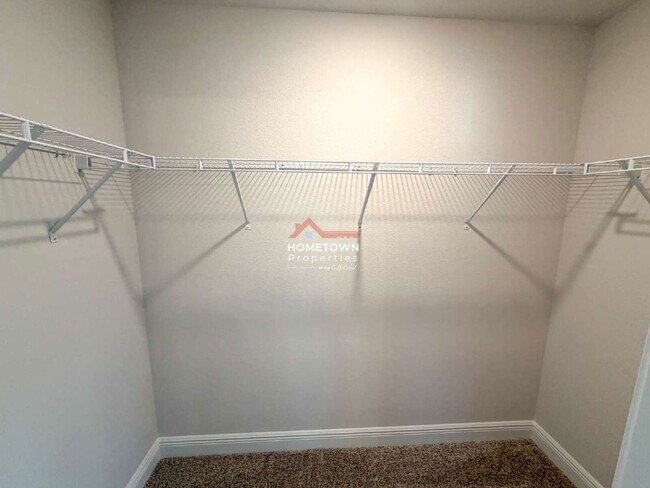 Building Photo - 714 Giese Ln