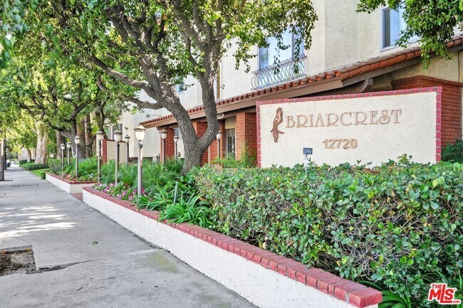 Building Photo - 12720 Burbank Blvd