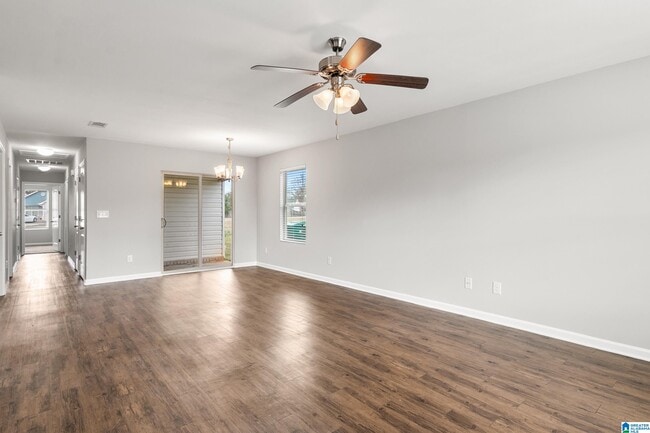 Building Photo - 16411 Waterbury Ln