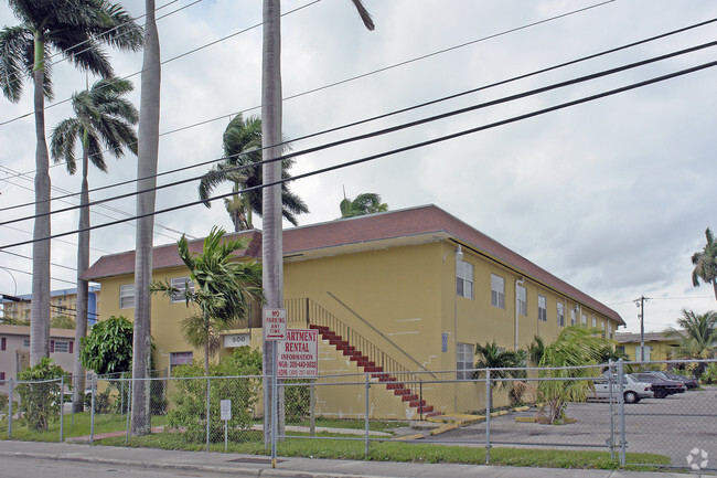 Building Photo - Le Jeune Gardens Estates
