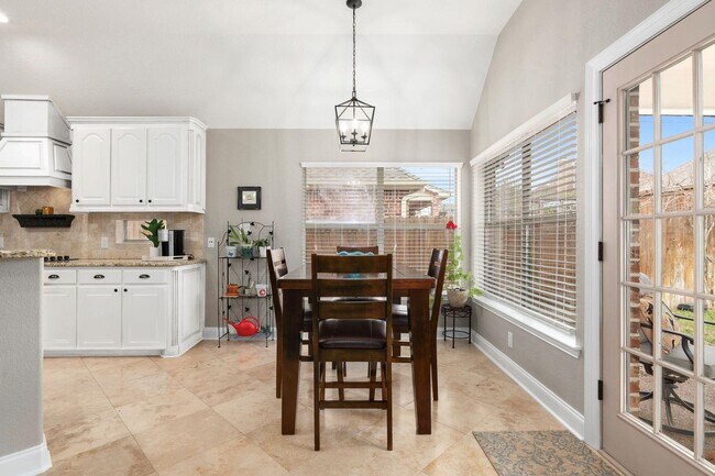 Building Photo - Upgraded 3 Bed Home in Aledo ISD with Office and Spacious Open Layout