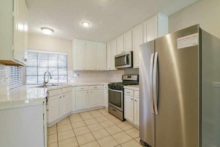 Building Photo - 22514 Dabney Manor Ln