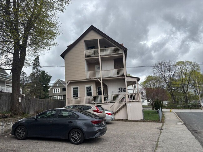 Building Photo - 41 Whipple St