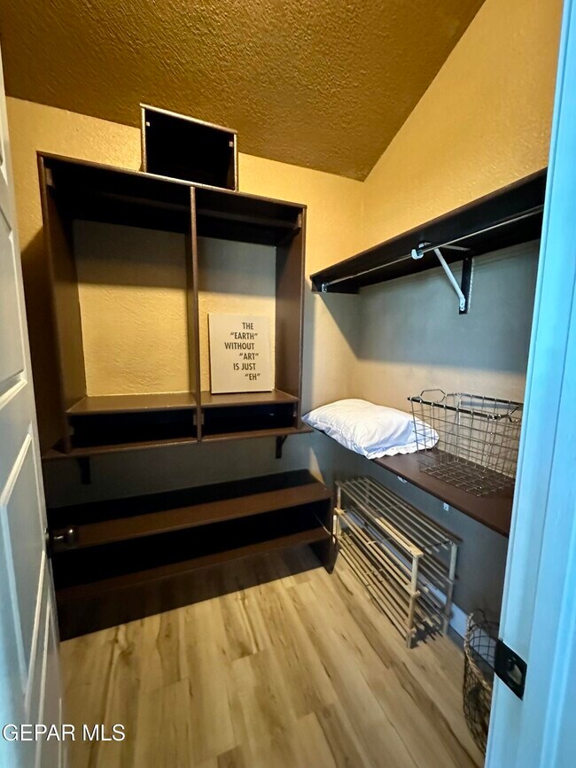 Building Photo - 11716 Fred Perry Dr