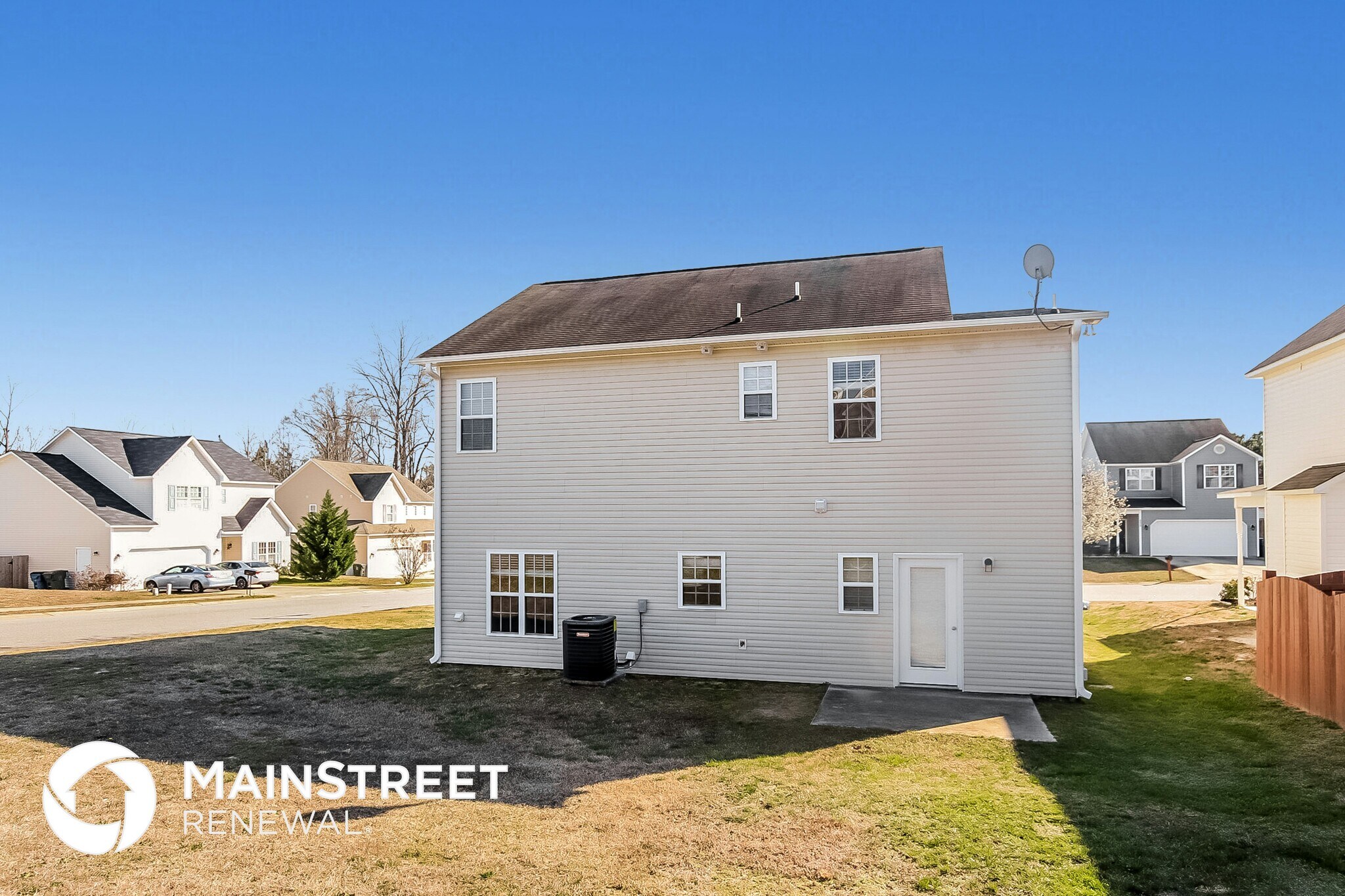 Building Photo - 6861 Lakinsville Ln