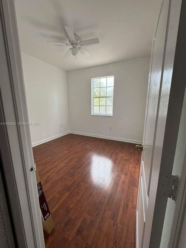 Building Photo - 825 SW 153rd Path