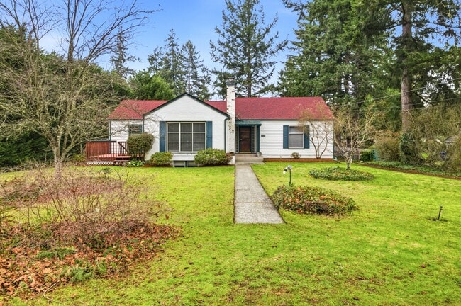 Building Photo - 8131 Veterans Dr SW