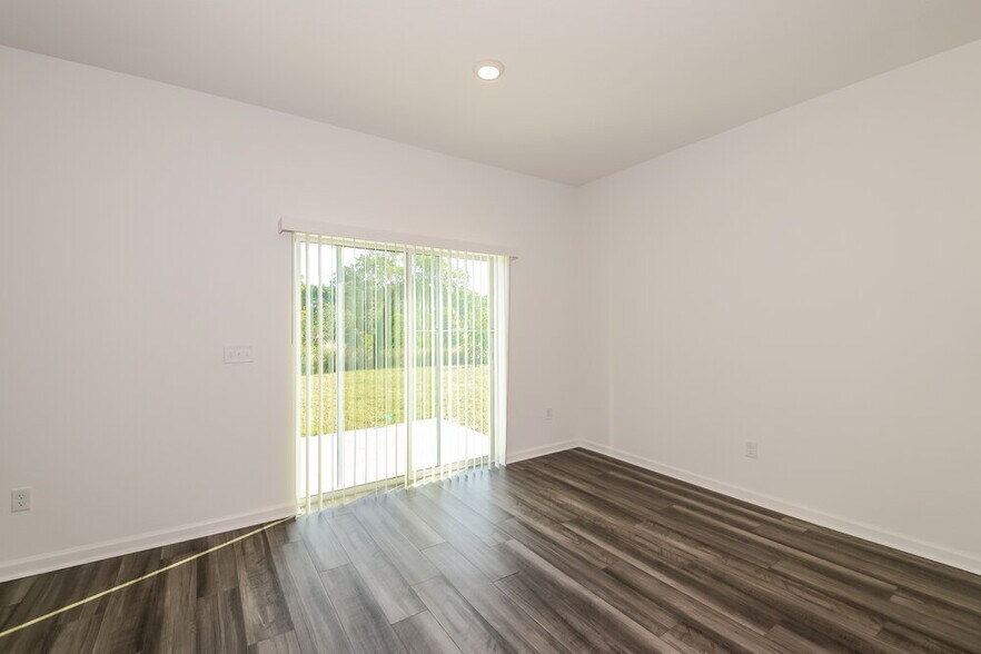 Building Photo - 984 Ocean Spray Dr