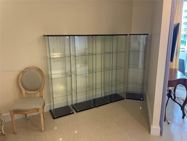 Building Photo - 3001 S Ocean Dr