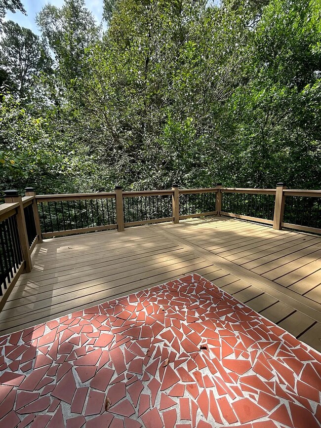 Building Photo - 1016 Greenbriar Cir