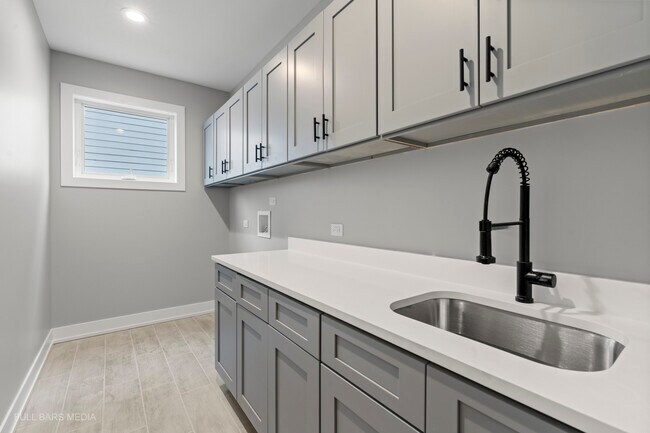 Building Photo - 4032 Faith Ln