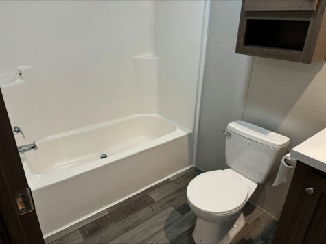 Building Photo - 2429 E Birch Dr