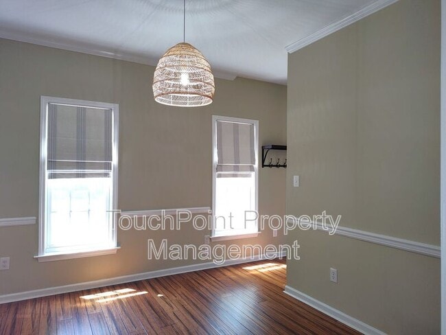 Building Photo - 9405 Mitchell Glen Dr