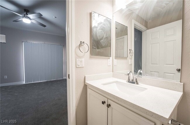 Building Photo - 5855 Valley Dr