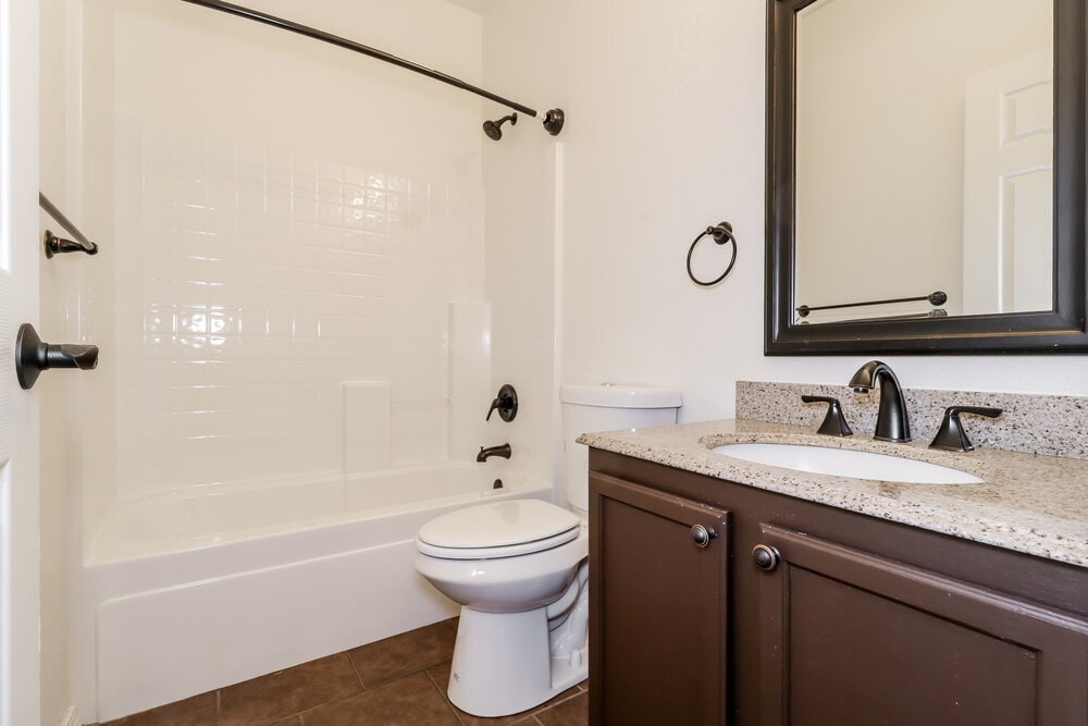 Building Photo - 15316 W Cortez St