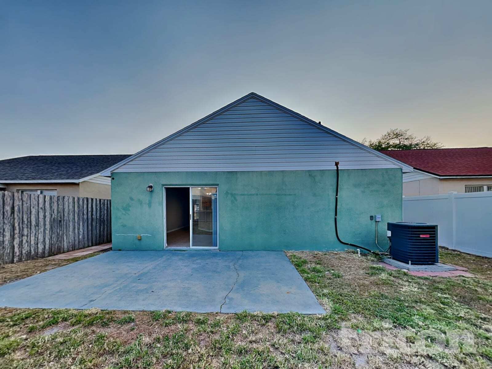 Building Photo - 6216 Calamari Pl
