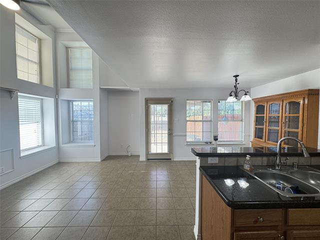 Building Photo - 3951 Fernando Dr