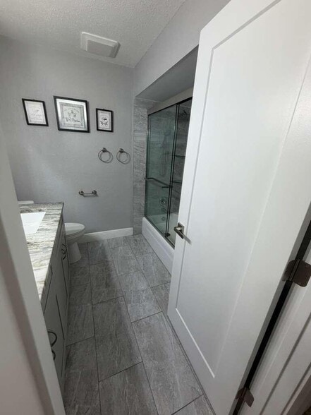 Building Photo - 4433 Foss Rd