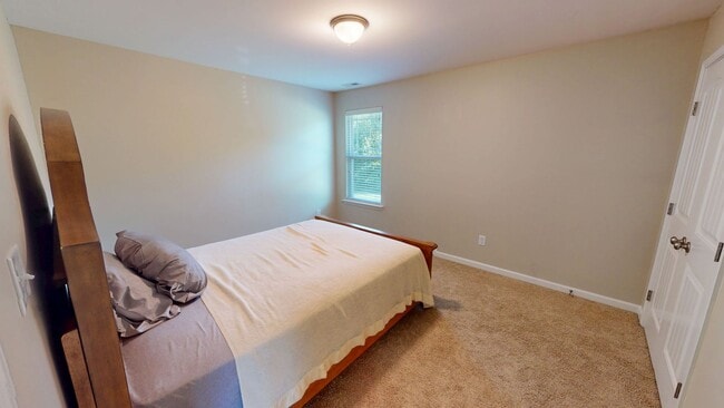 Building Photo - Stylish Two-Story in the dreamy Riverbrook...