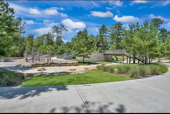 Building Photo - 135 Teralyn Grv Lp