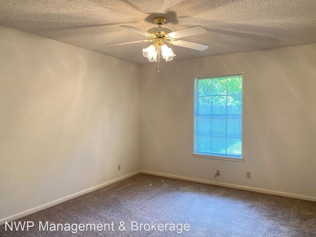 Building Photo - 2 br, 1 bath House - 1618 Susan Dr.