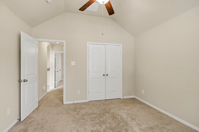 Building Photo - 24142 Auburn Woods Ct