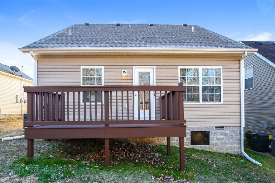 Building Photo - 8481 Lawson Dr