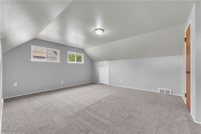 Building Photo - 17401 Wayne Dr