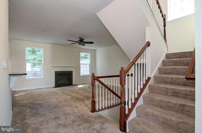 Building Photo - 3401 Eagle Ridge Dr
