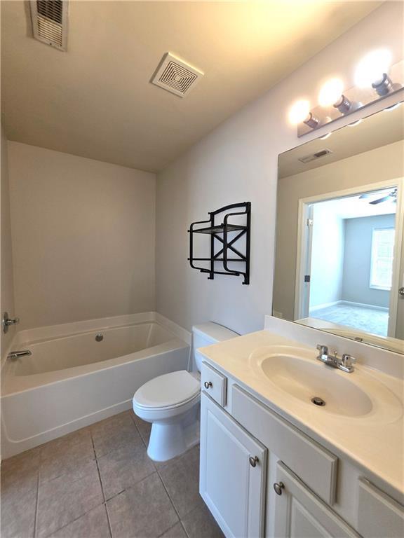 Building Photo - 3090 Branham Dr