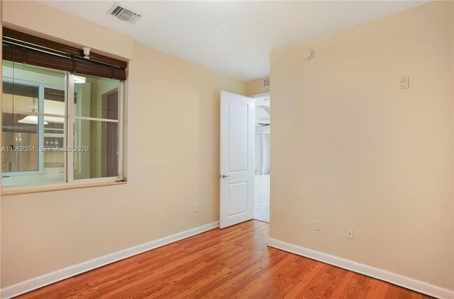 Building Photo - 2900 NW 125th Ave