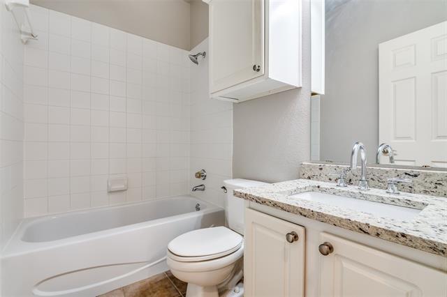 Building Photo - 8688-8690-8690 Holly St