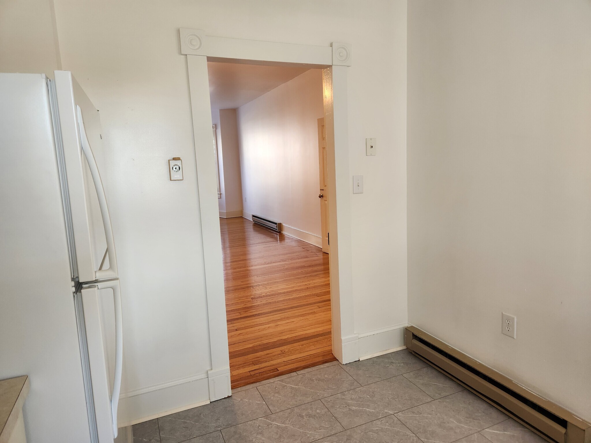 Building Photo - 125 Peyton St